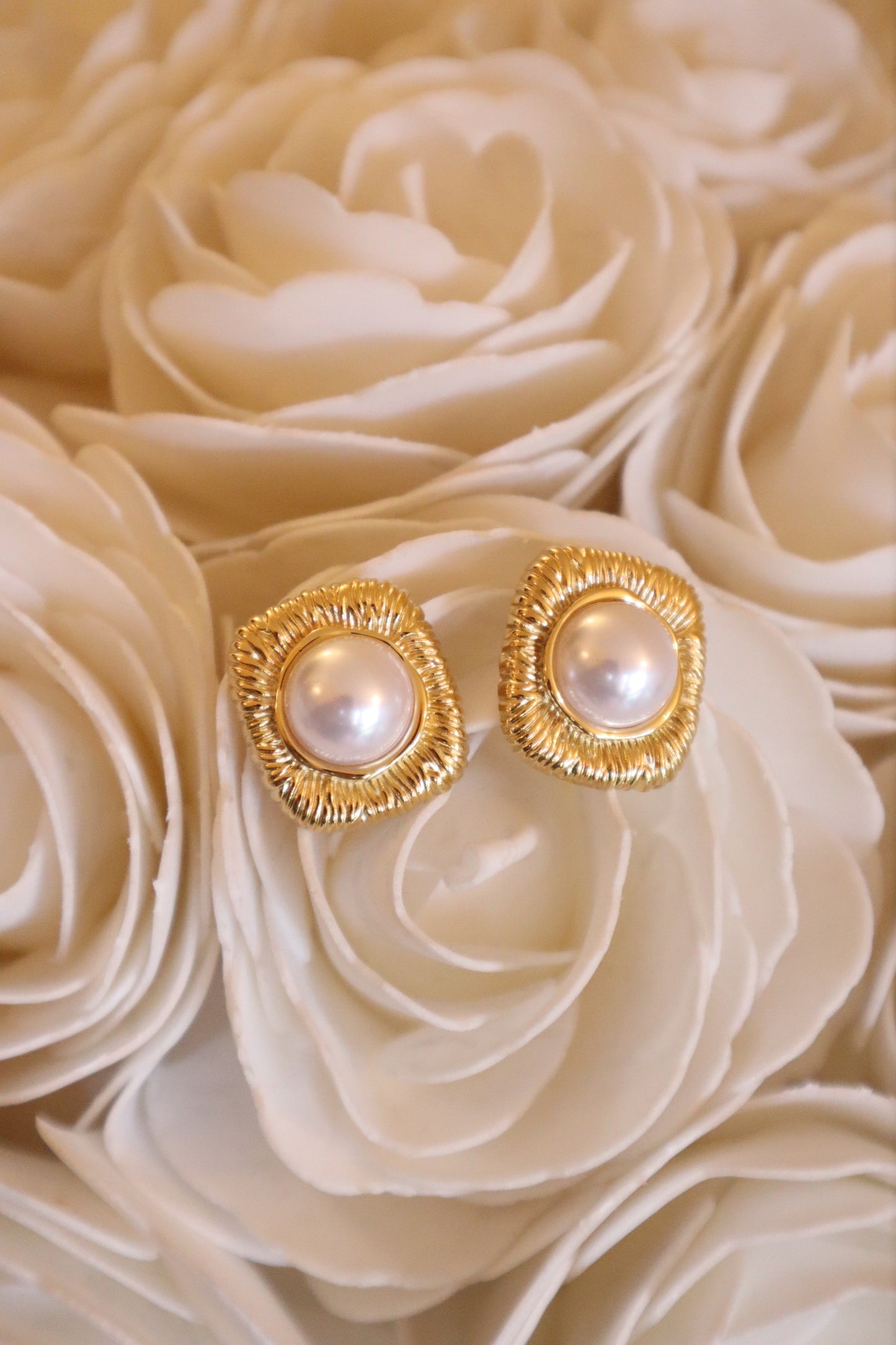 Golden Pearl- Earrings