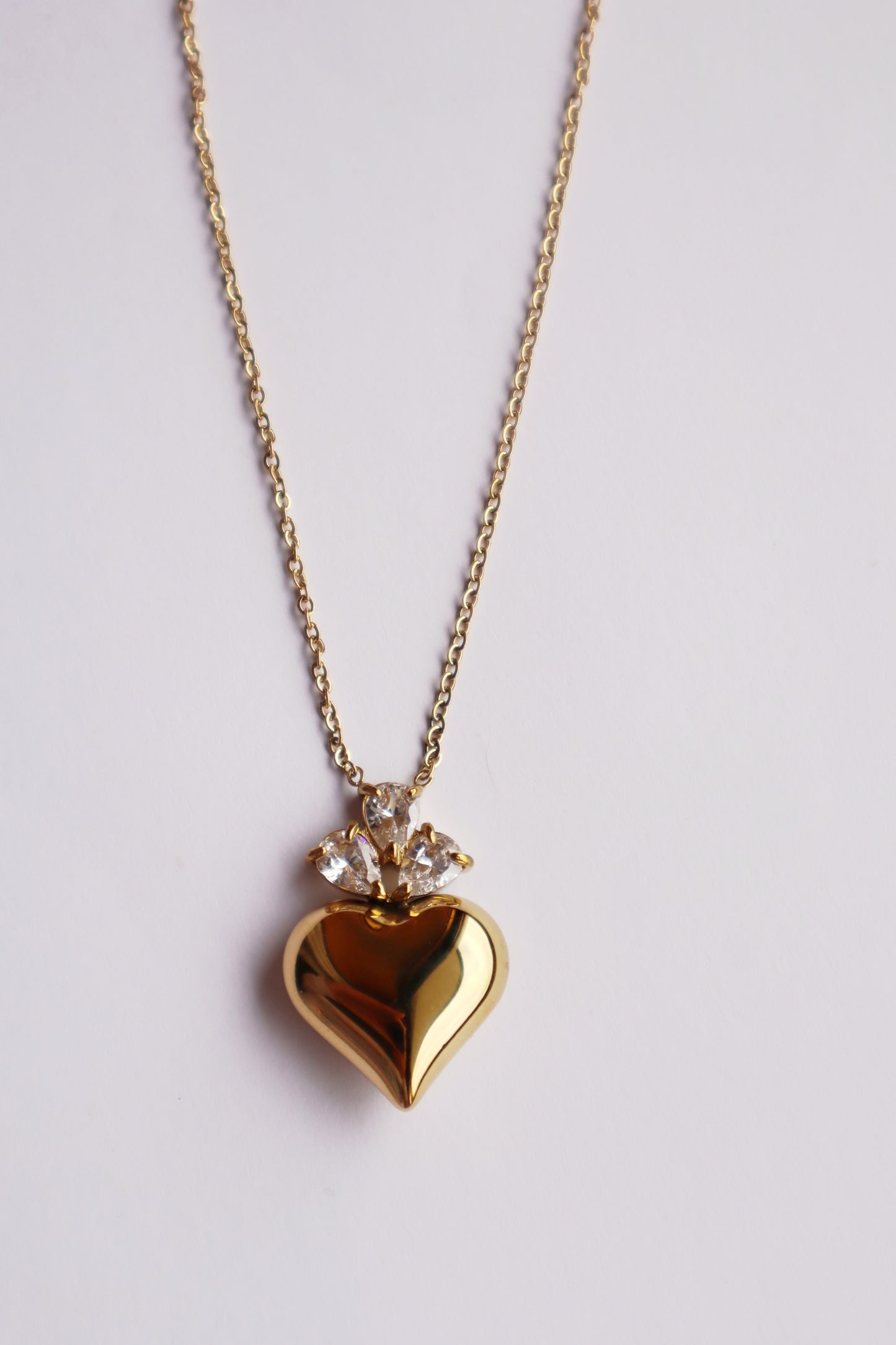 Crown Heart- Necklace 🤍