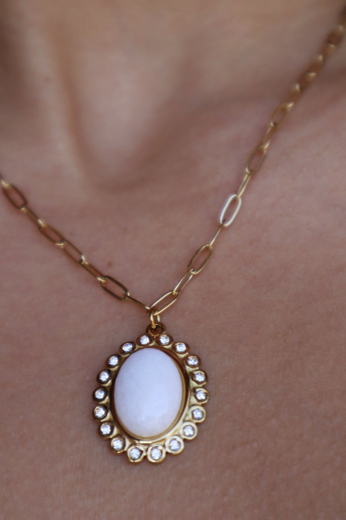 Perla Di Luce- Necklace