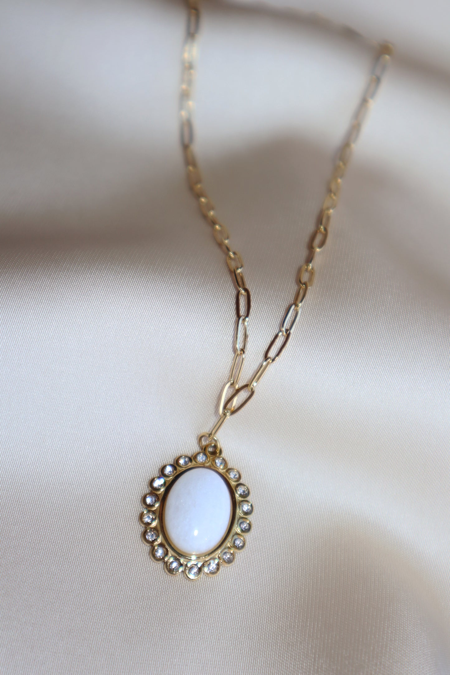 Perla Di Luce- Necklace