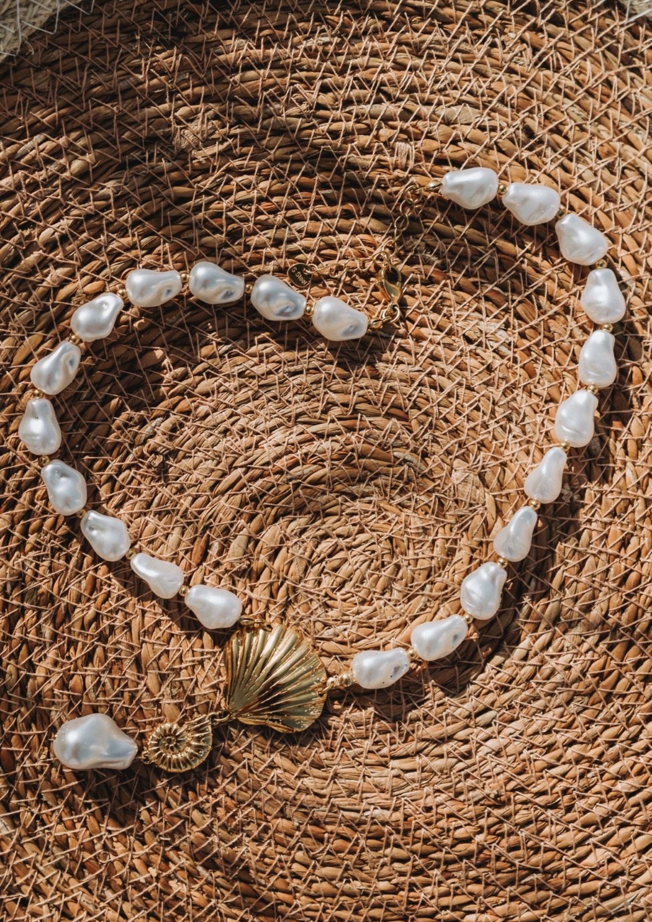 Afrodite Necklace
