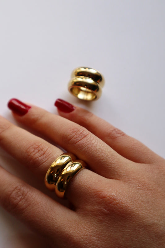 Golden Elegance Ring