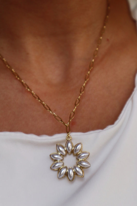 Flower Necklace