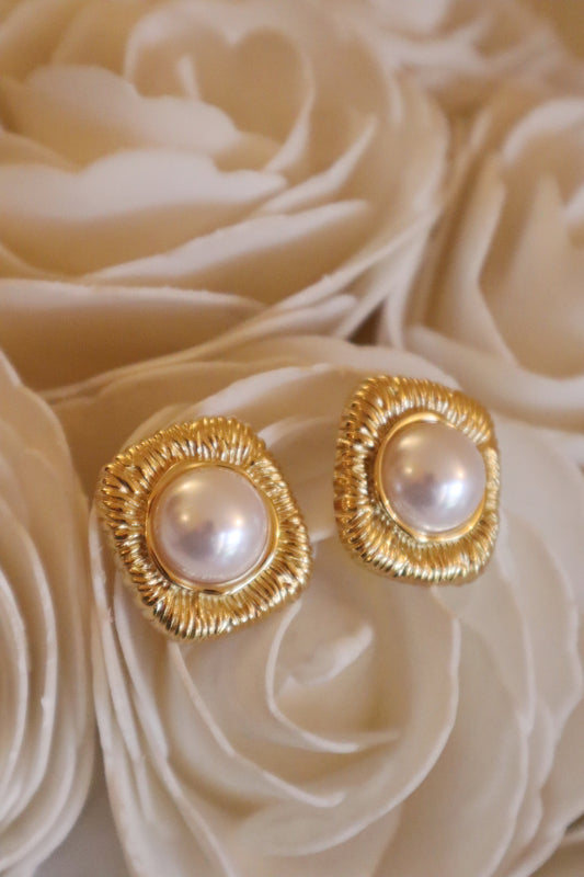Golden Pearl- Earrings